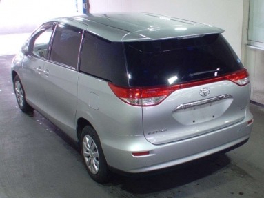 Купить Toyota Estima, 2.4, 2010 года с пробегом, цена 900000 руб., id 10980