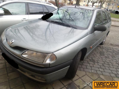 Купить Renault Laguna, 1.8, 1997 года с пробегом, цена 1592 руб., id 19111