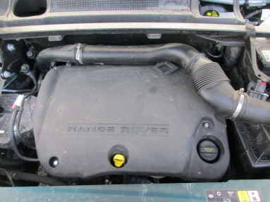 Купить Land Rover Range Rover Evoque, 2.2, 2013 года с пробегом, цена 490656 руб., id 19485