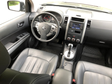 Купить Nissan X-Trail, 2.0, 2014 года с пробегом, цена 450000 руб., id 20856