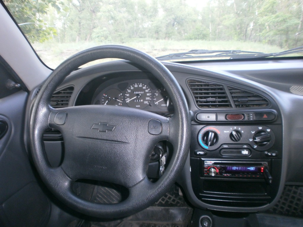 chevrolet lanos 2008 золотого цвета chevrolet lanos 2008 золотого цвета