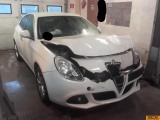 Купить Alfa Romeo Giulietta, 1.4, 2010 года с пробегом, цена 6436 руб., id 12302