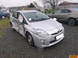 Купить Toyota Prius, 1.8, 2012 года с пробегом, цена 11280 руб., id 12514