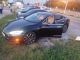Купить Tesla Model S, 3.6, 2016 года с пробегом, цена 2790000 руб., id 20994