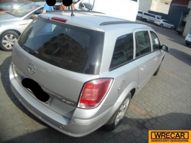 Купить Opel Astra, 1.9, 2006 года с пробегом, цена 1592 руб., id 10743