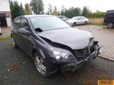 Купить Opel Astra, 1.4, 2010 года с пробегом, цена 95571 руб., id 10791