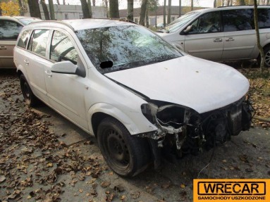 Купить Opel Astra, 1.7, 2008 года с пробегом, цена 32387 руб., id 10854