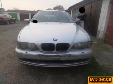 Купить BMW 525 525i Touring Kat.         MR`0, 2.5, 2000 года с пробегом, цена 1592 руб., id 10872