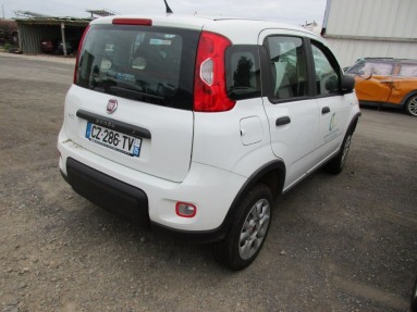 Купить Fiat Panda, 1.3, 2013 года с пробегом, цена 200692 руб., id 10985