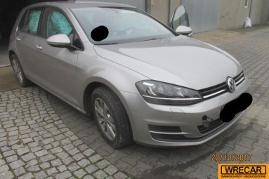 Купить Volkswagen Golf, 1.4, 2014 года с пробегом, цена 17785 руб., id 11008