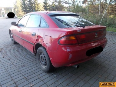 Купить Mazda 323, 1.5, 1995 года с пробегом, цена 1592 руб., id 11030
