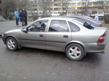 Opel Vectra B, 1.6, 1997 года с пробегом, id 1531