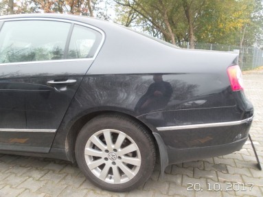 Купить Volkswagen Passat, 2.0, 2005 года с пробегом, цена 50242 руб., id 11067