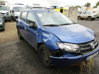 Купить Dacia Sandero, 1.2, 2014 года с пробегом, цена 123737 руб., id 11089
