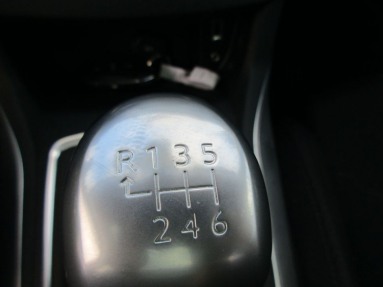 Купить Peugeot 308, 1.2, 2017 года с пробегом, цена 688441 руб., id 11157
