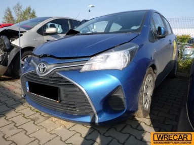 Купить Toyota Yaris, 1.0, 2016 года с пробегом, цена 64775 руб., id 11167