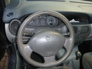 Купить Renault Scénic Megane  1.9 dCi RT (klm), 1.9, 2000 года с пробегом, цена 0 руб., id 11169