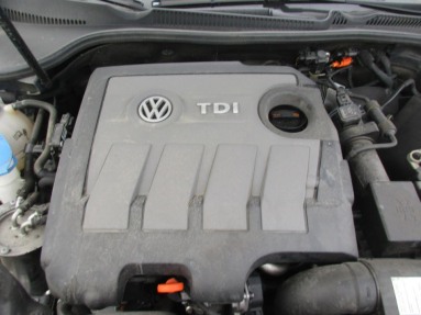 Купить Volkswagen Golf, 1.6, 2012 года с пробегом, цена 365397 руб., id 11208