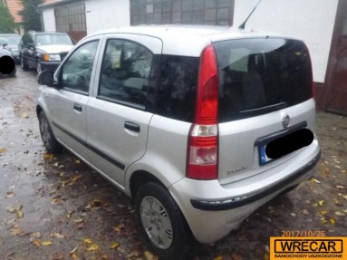 Купить Fiat Panda, 1.1, 2010 года с пробегом, цена 53425 руб., id 11279