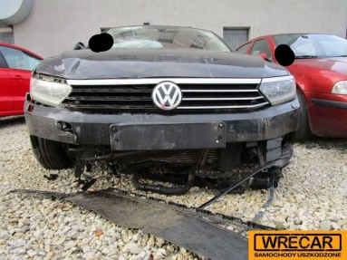 Купить Volkswagen Passat, 2.0, 2015 года с пробегом, цена 3183 руб., id 11364