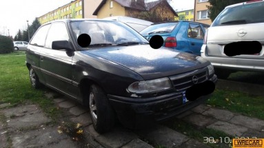 Купить Opel Astra, 1.6, 1993 года с пробегом, цена 0 руб., id 11390