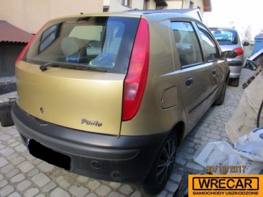 Купить Fiat Punto, 1.2, 2000 года с пробегом, цена 9689 руб., id 11403