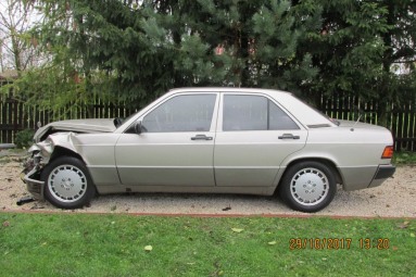 Купить Mercedes-Benz 190, 1.8, 1991 года с пробегом, цена 8097 руб., id 11475