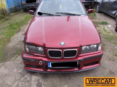 Купить BMW 3 318 Kat. E36, 1.8, 1996 года с пробегом, цена 3253 руб., id 11527