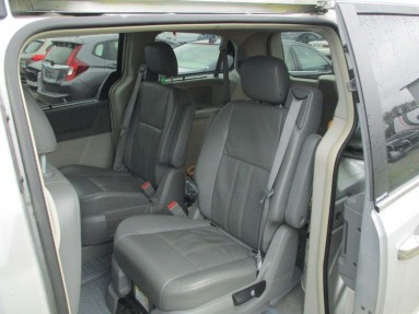 Купить Chrysler Town  Country 3.8 Kat. MR`08 Touring Aut., 3.8, 2009 года с пробегом, цена 259307 руб., id 11568