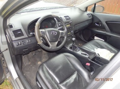 Купить Toyota Avensis, 2.2, 2010 года с пробегом, цена 165259 руб., id 11569