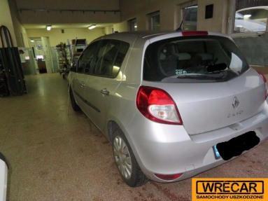 Купить Renault Clio, 1.1, 2009 года с пробегом, цена 113425 руб., id 11572