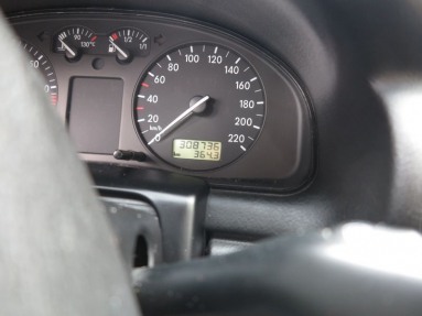 Купить Volkswagen Passat, 1.6, 1997 года с пробегом, цена 11280 руб., id 11665