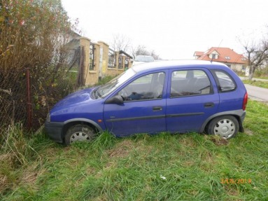 Купить Opel Corsa, 1.0, 2000 года с пробегом, цена 0 руб., id 11689