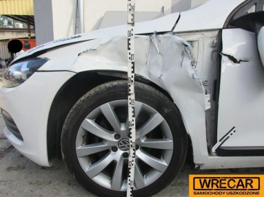 Купить Volkswagen Scirocco, 2.0, 2011 года с пробегом, цена 1592 руб., id 11713