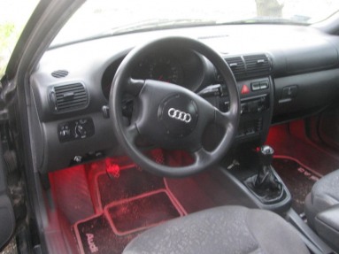 Купить Audi A3, 1.9, 1998 года с пробегом, цена 4844 руб., id 11740