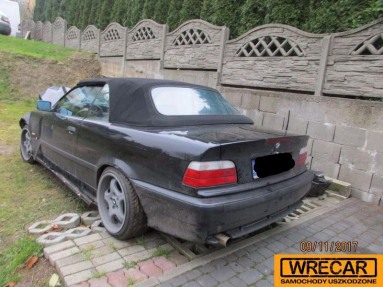Купить BMW 320i Kat. E36, 2.0, 1998 года с пробегом, цена 12941 руб., id 11799