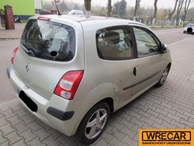 Купить Renault Twingo, 1.1, 2008 года с пробегом, цена 106920 руб., id 11813