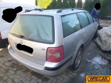 Купить Volkswagen Passat, 1.9, 2002 года с пробегом, цена 16194 руб., id 11850