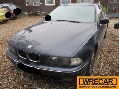 Купить BMW 520i Kat. E39, 2.0, 1998 года с пробегом, цена 14533 руб., id 11876