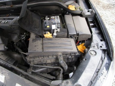Купить Volkswagen Jetta, 1.4, 2014 года с пробегом, цена 3183 руб., id 11998