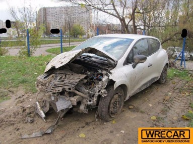 Купить Renault Clio, 1.1, 2017 года с пробегом, цена 1592 руб., id 12023