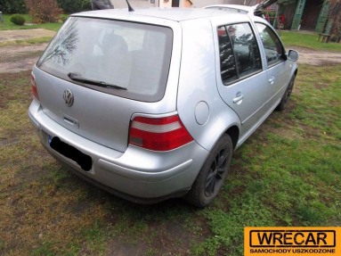 Купить Volkswagen Golf, 1.9, 2003 года с пробегом, цена 1592 руб., id 12030