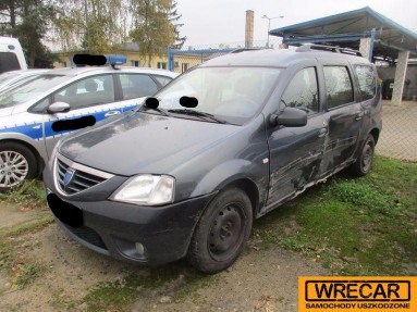 Купить Dacia Logan, 1.6, 2007 года с пробегом, цена 1592 руб., id 12049
