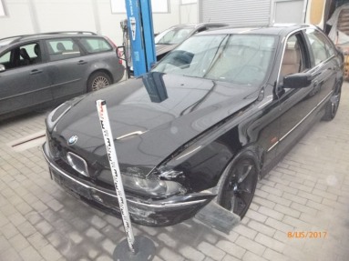 Купить BMW 5 520i E39, 2.0, 1998 года с пробегом, цена 8097 руб., id 12077
