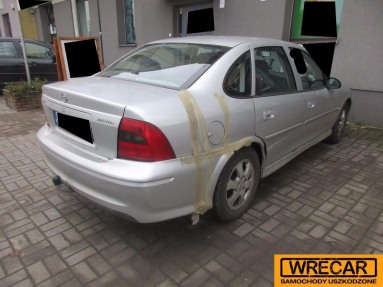 Купить Opel Vectra, 1.6, 2001 года с пробегом, цена 0 руб., id 12149