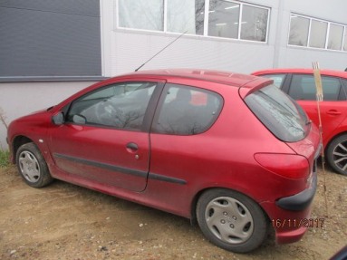 Купить Peugeot 206, 1.4, 2000 года с пробегом, цена 0 руб., id 12159
