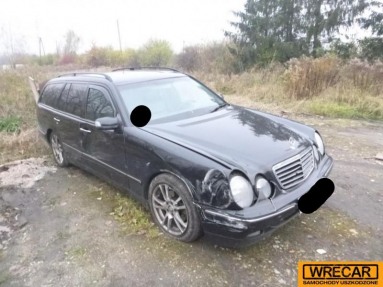 Купить Mercedes-Benz E-Klasse E 320 T CDI Elegance, 3.2, 2000 года с пробегом, цена 24291 руб., id 12200