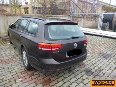 Купить Volkswagen Passat, 1.4, 2016 года с пробегом, цена 116678 руб., id 12210