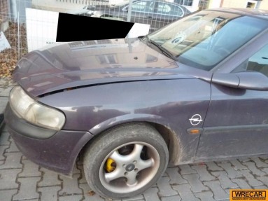 Купить Opel Vectra, 1.6, 1996 года с пробегом, цена 0 руб., id 12313