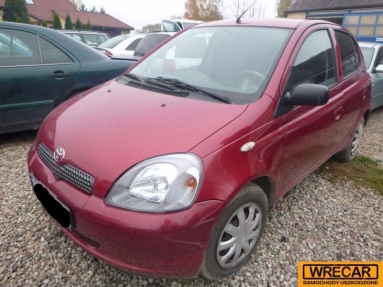 Купить Toyota Yaris, 1.0, 2002 года с пробегом, цена 43737 руб., id 12317